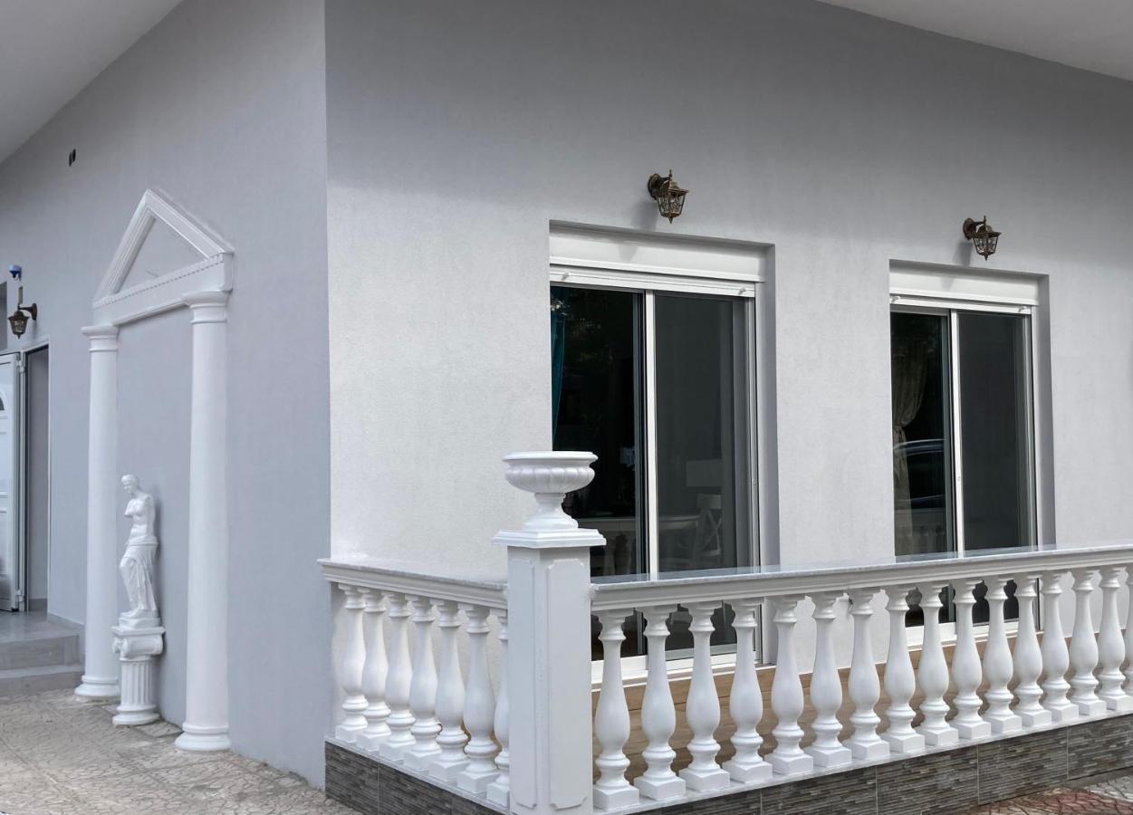 Villa Ulyana Sarti - Ancient Greece In Center Exterior foto