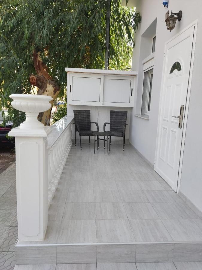 Villa Ulyana Sarti - Ancient Greece In Center Exterior foto